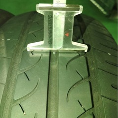 タイヤ４本の画像