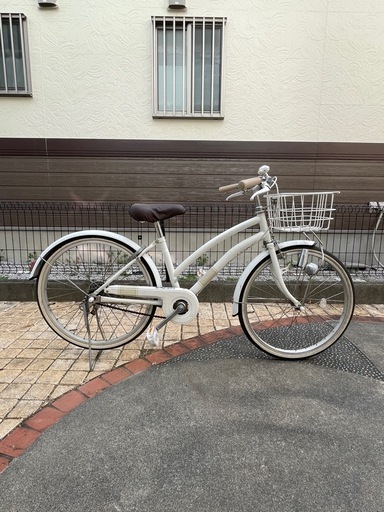 女の子　キッズ子供用自転車　オフホワイト　22インチ　イオンサイクル　
