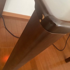 食卓テーブルの画像