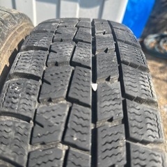 ダンロップスタッドレスタイヤの画像