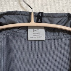 Nike ウィンドブレーカー グレー の画像
