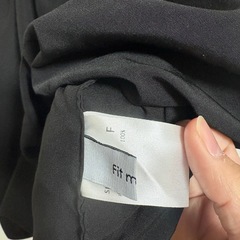 Fit more ブラックフリルノースリーブチュニック Fの画像
