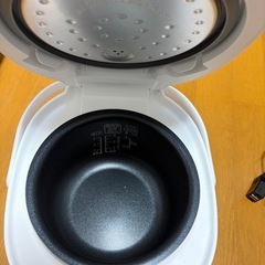 アイリスオーヤマ　炊飯器　JRC-MD30-W3号炊き 2021年製の画像