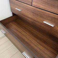 【美品】1年使用のチェスト 3/19午前までに引き取りできる方の画像
