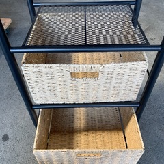 ＶEＣEＬOバスケット付きサイドテーブルの画像