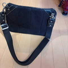 メンズ　ショルダーバッグ👜
の画像