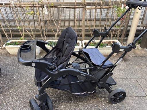 【取引き中】カトージの二人乗りベビーカー