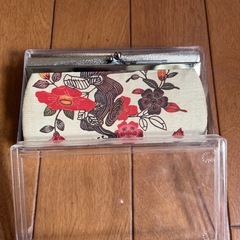 昭和レトロの財布の画像