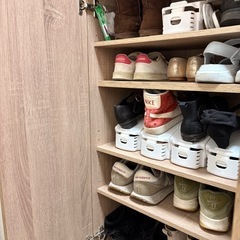 取引中　
靴箱の画像