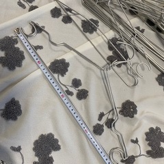 【複数購入の場合¥350】おしゃれなスチールハンガーまとめ売りの画像