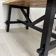 SKOGSTA ダイニングテーブル　長さ160㎝の画像