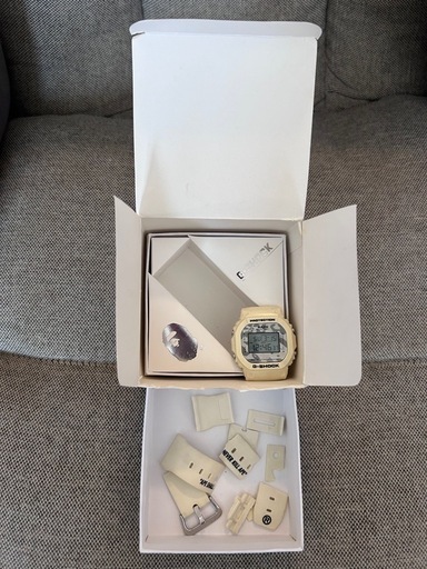 希少！１０００本限定品！A BATHING APE (BAPE) コラボDW-5600VT
