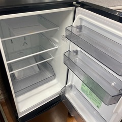 2ドア冷蔵庫の画像