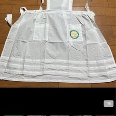 新品未使用品❗️だけどシミあり❗️３枚セット　
ジャパンホームベーキングスクール　エプロンの画像