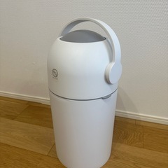 Pigeon おむつゴミ箱の画像