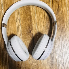 beats solo3  ヘッドホンの画像