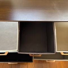 布張りチェスト
の画像