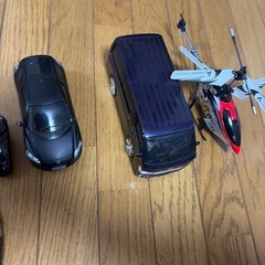 ヘリコプターなどラジコンセットの画像