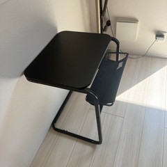 サイドテーブル IKEA ほぼ未使用の画像