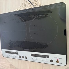 アイリスオーヤマ　2口IHコンロ「IHK-W12P-B」　脚付
の画像