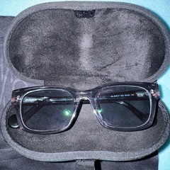 モンクレールのメガネの画像