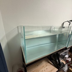 水槽、水槽台の画像