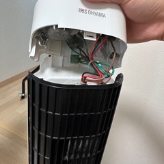 縦型　扇風機　アイリスオーヤマ　の画像