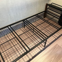 シングルベッドフレームの画像