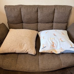 ローソファ　2人掛け　クッション付きの画像