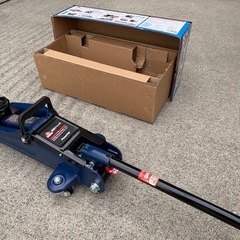 【軽自動車のタイヤ交換に】フロアジャッキ２ｔ【２０２２年購入】の画像
