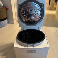 三菱炊飯器　NJ-VE108-Wの画像