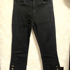 スキニージーンズ (skinny jeans)の画像