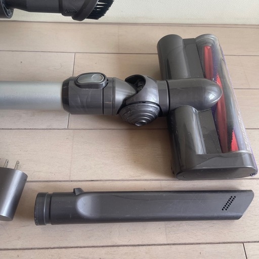 ダイソン　コードレス　掃除機　V6