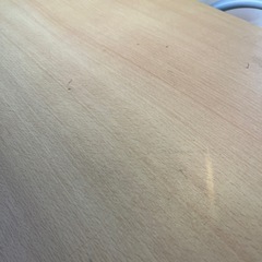 テーブルと椅子セットの画像