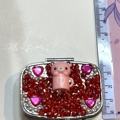 ✨ハンドメイド✨ キラキラ小物ケース / お薬ケースの画像