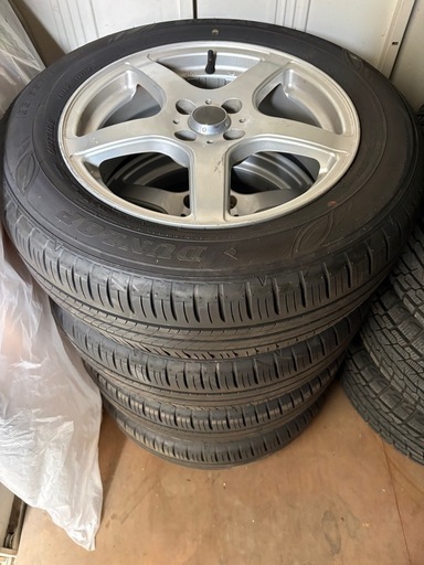 【譲り先決定済】ライズロッキー等タイヤセット