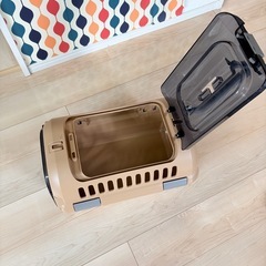 ペットキャリーの画像