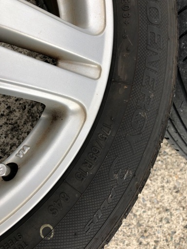 【交渉中の為一時停止】夏タイヤ2本づつ2種175/65/R15