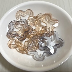 【未使用品】 お得 総額1600円以上‼️ビーズ まとめ売りの画像