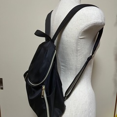 リュックサック　ブラック　内側収納4つの画像