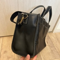 NEWYORKER  斜めがけバッグ　本革の画像