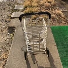 アルミ製おりたたみカゴ台車の画像