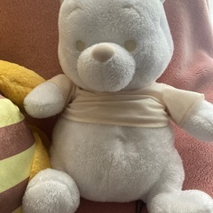 ディズニーくまのプーさんぬいぐるみの画像