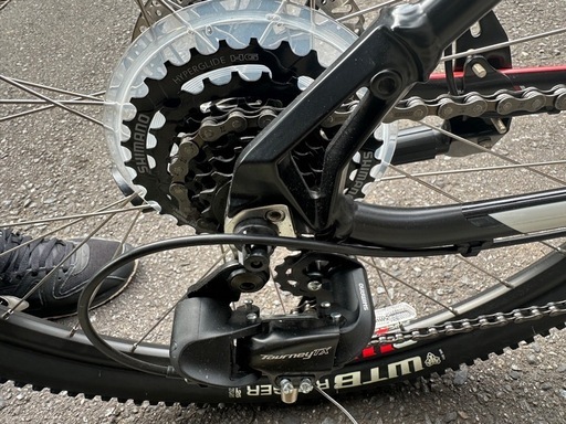 GT Aggressor Comp 27.5 マウンテンバイク（2023年モデル）