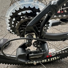 GT Aggressor Comp 27.5 マウンテンバイク（2023年モデル）の画像