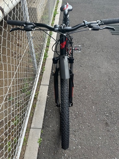GT Aggressor Comp 27.5 マウンテンバイク（2023年モデル）