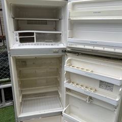 【動作品】315L 大型　3ドア冷蔵庫　②の画像