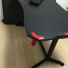ゲーミングデスク 黒 昇降式 の画像