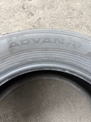 ☆新車外し☆ 225/65R17 YOKOHAMA ADVAN V03 17インチ 夏タイヤ 4本