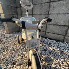 ディズニー三輪車1歳半〜の画像